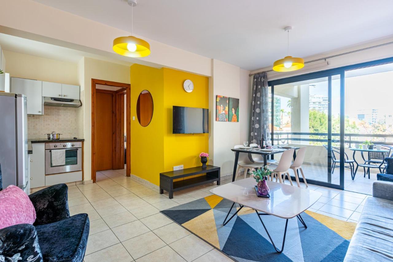 Freya 1-Bedroom Apartment In Larnaca Exterior foto